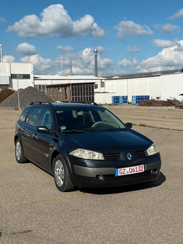Grau Gebraucht 2005 Renault Mégane GrandTour Kombi | 690 € (Guter Preis) - Bild 1/4