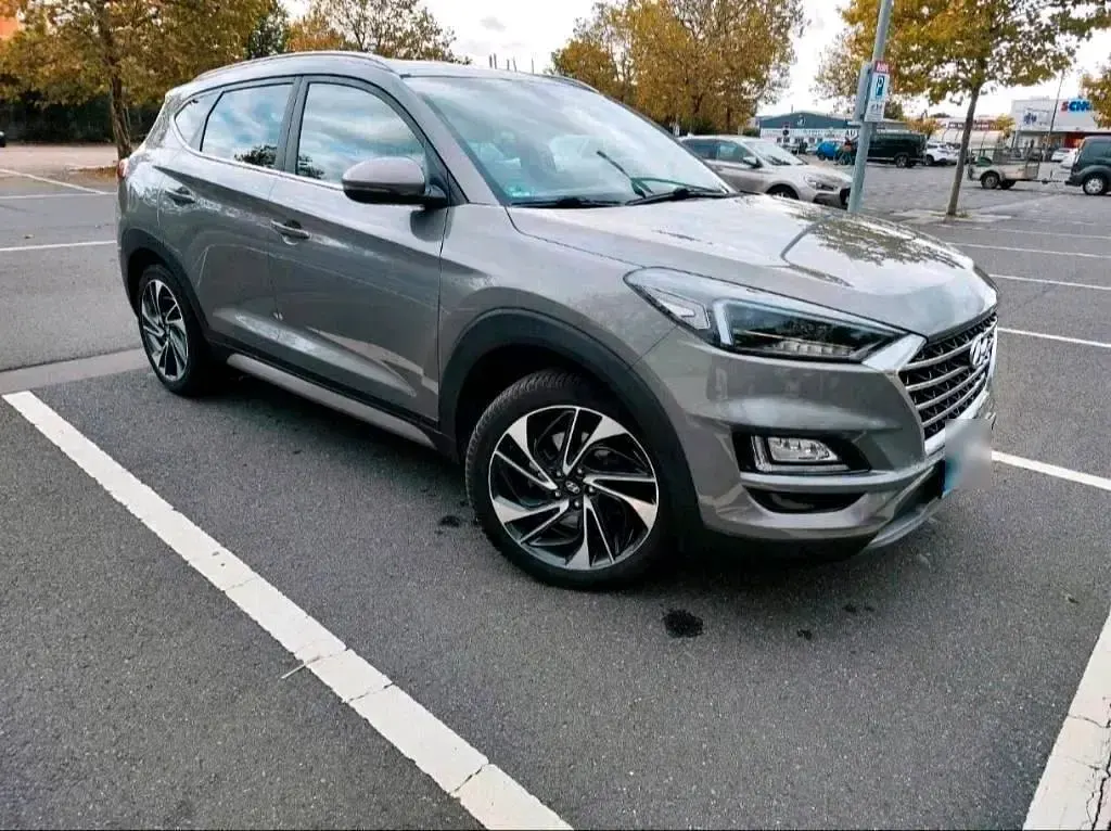Gebraucht Hyundai Tucson Style 136 PS (100 kW) 2019 Grau SUV