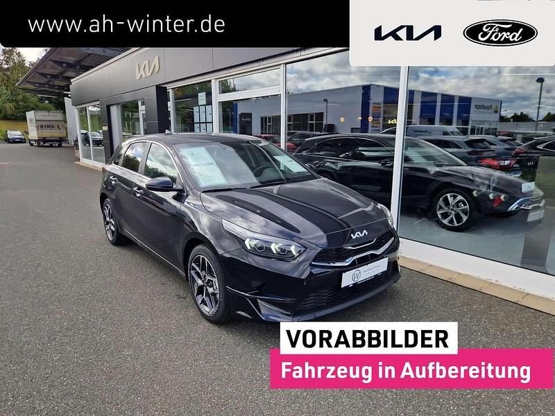 Schwarz Neu 2025 Kia Ceed Style Limousine | 27.795 € (Fairer Preis) - Bild 1/4