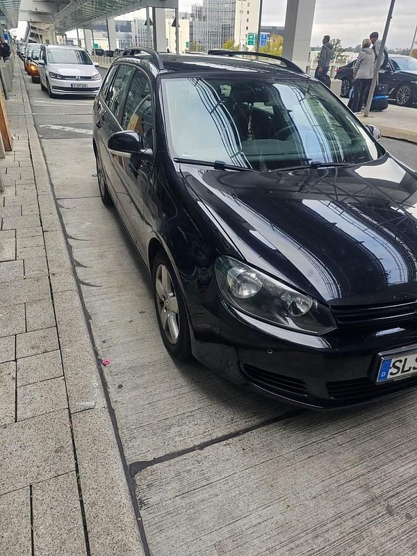 Schwarz Gebraucht 2012 VW Golf Limousine | 4.200 € (Guter Preis) - Bild 1/2