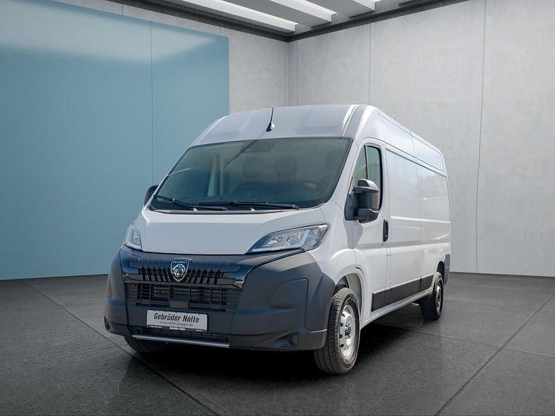 Weiß Neu 2025 Peugeot Boxer Van | 34.299 € (Etwas zu teuer) - Bild 1/4