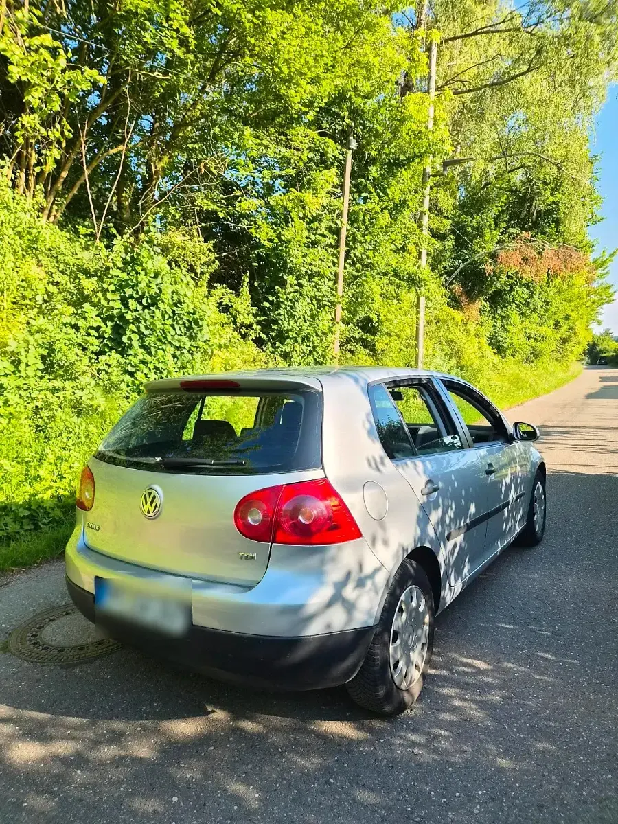 Gebraucht VW Golf IV 105 PS (77 kW) 2004 Silber Limousine