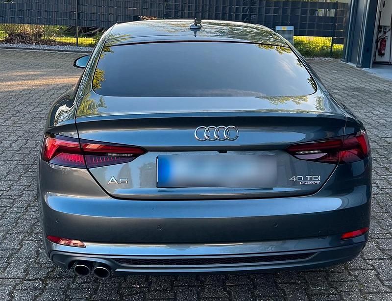 Gebraucht Audi A5 S-Line 190 PS (139 kW) 2019 Grau Coupé