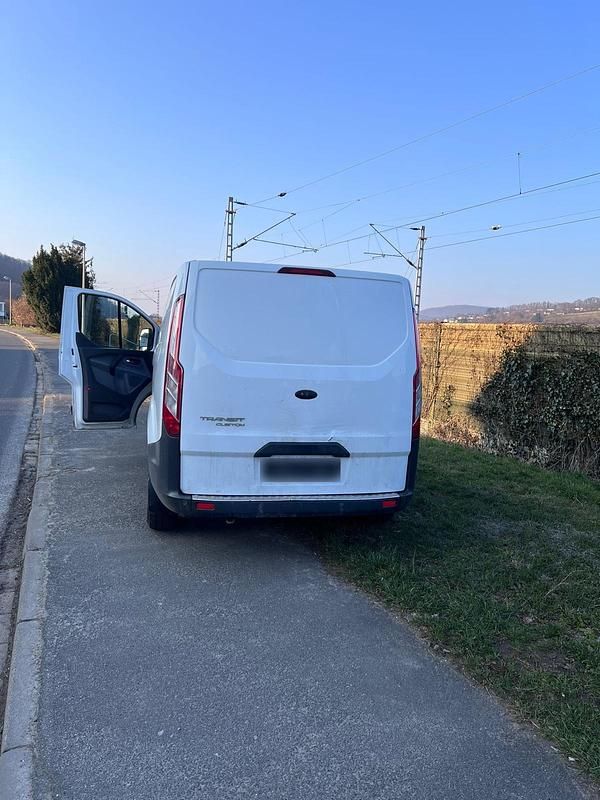 Gebraucht Ford Transit 101 PS (74 kW) 2014 Weiß Van / Kleinbus