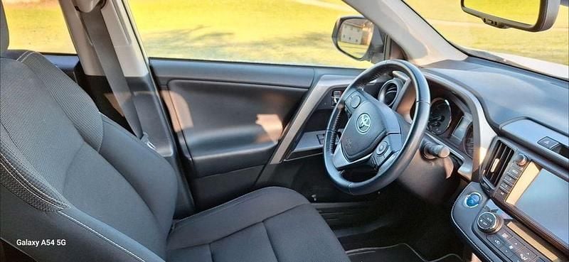 Gebraucht Toyota RAV4 197 PS (144 kW) 2018 Weiß SUV