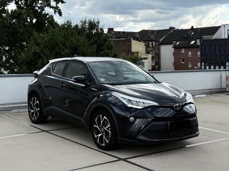 Schwarz Gebraucht 2022 Toyota C-HR Lounge SUV | 21.000 € (Superpreis) - Bild 1/4
