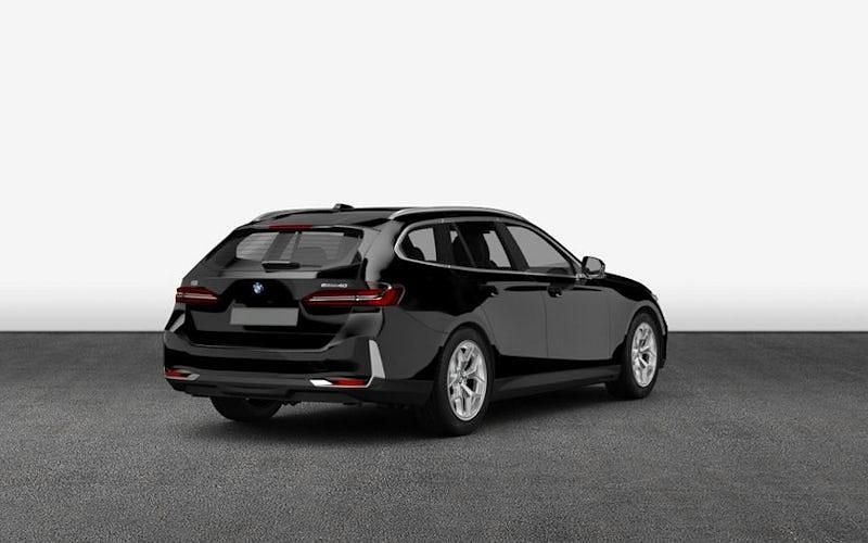 Neu BMW i5 Performance 250 kW (340 PS) 2026 Schwarz Kombi