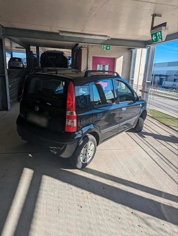 Schwarz Gebraucht 2009 Fiat Panda Kleinwagen | 2.950 € (Fairer Preis) - Bild 1/4