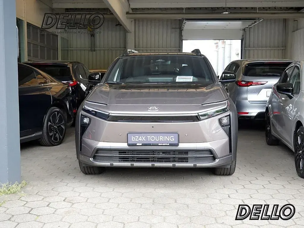 Gebraucht Toyota bZ4X Lounge 278 kW (379 PS) 2026 Grau SUV