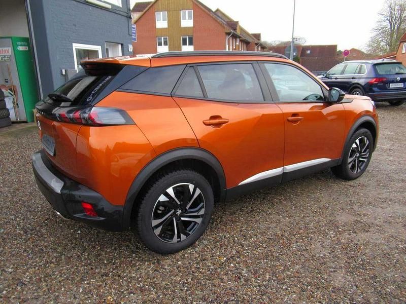 Gebraucht Peugeot 2008 Allure 131 PS (96 kW) 2022 Braun SUV