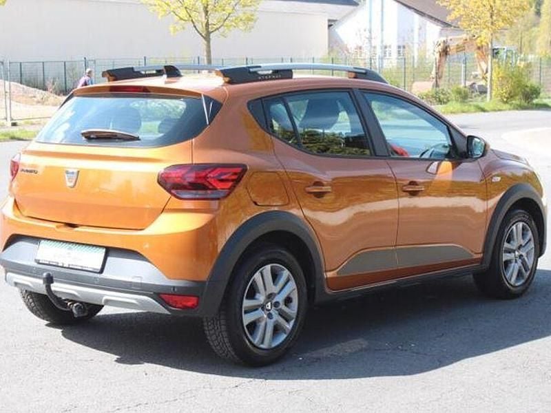 Gebraucht Dacia Duster 101 PS (74 kW) 2022 Orange SUV