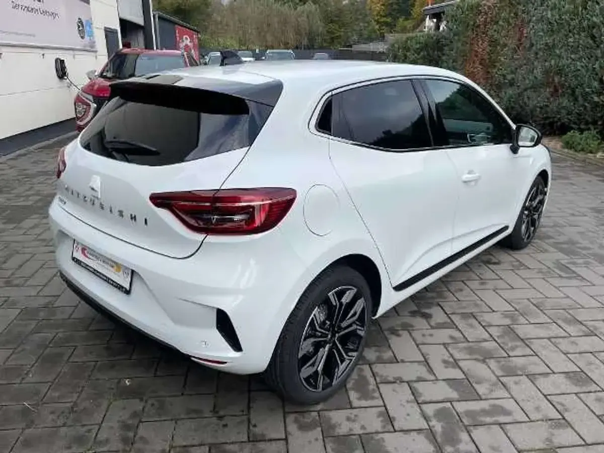 Neu Mitsubishi Colt Edition 91 PS (66 kW) 2025 Antarktisweiß Kleinwagen