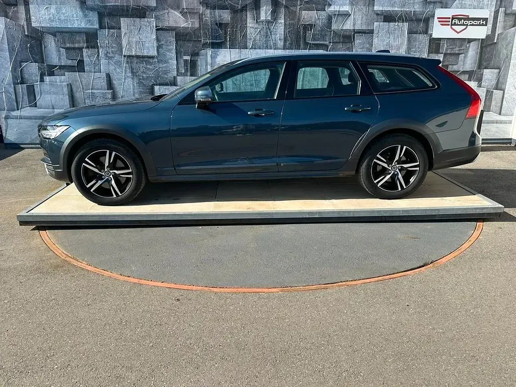 Brugt Volvo V90 CC 190 HK (139 kW) 2018 Blå Stationcar