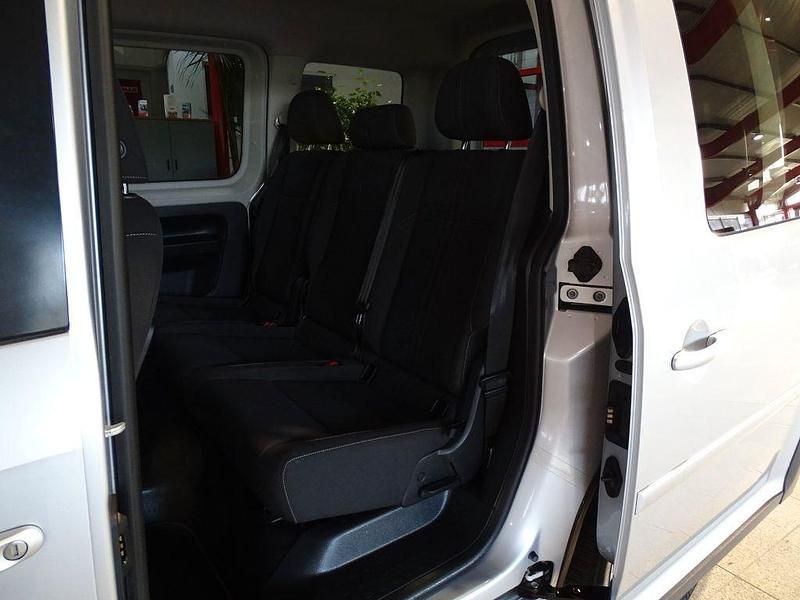 Gebraucht VW Caddy 125 PS (91 kW) 2016 Reflexsilber Van / Kleinbus