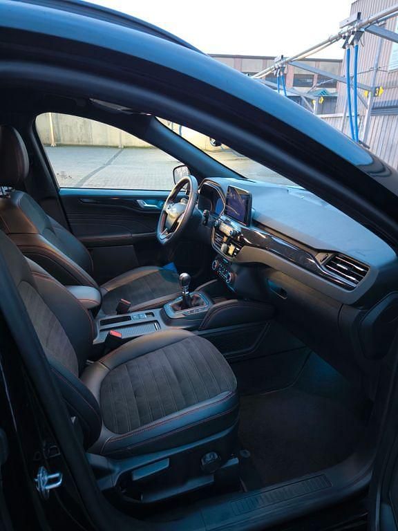 Gebraucht Ford Kuga ST-Line X 150 PS (110 kW) 2021 Schwarz SUV
