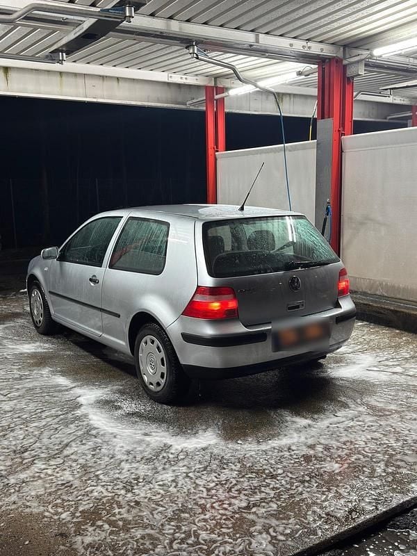 Gebraucht VW Golf IV 75 PS (55 kW) 2003 Grau Kleinwagen