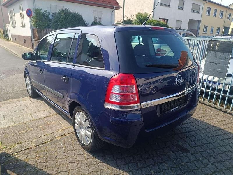 Gebraucht Opel Zafira Selection 116 PS (85 kW) 2011 Blau Van / Kleinbus