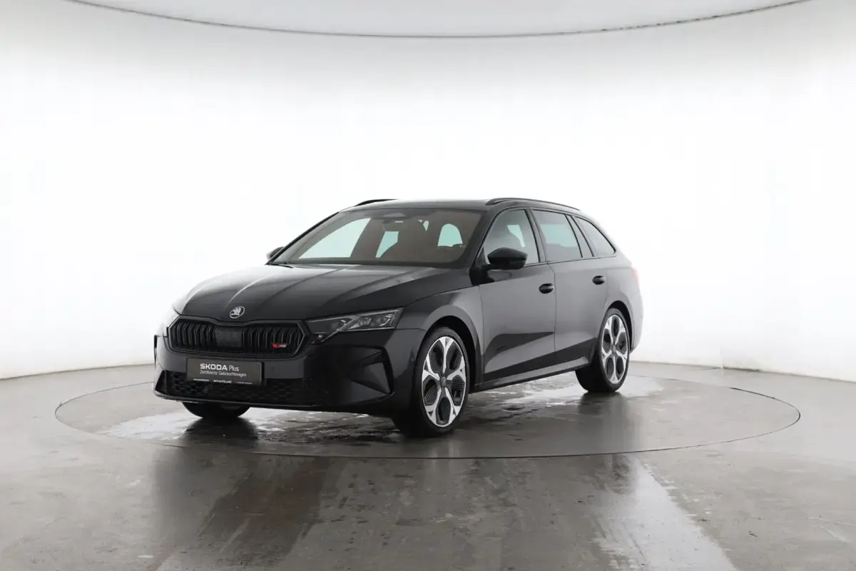Gebraucht Skoda Octavia RS 265 PS (194 kW) 2025 Schwarz magic perleffekt Kombi