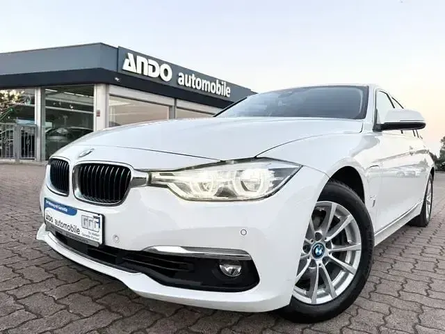 Gebraucht BMW 330e iPerformance 252 PS (185 kW) 2017 Andere Limousine