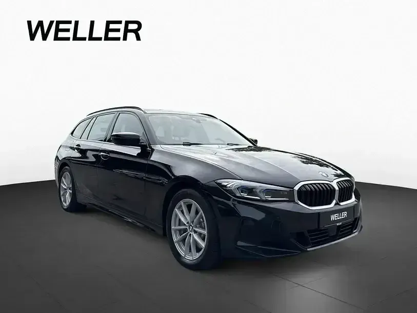 Gebraucht BMW 330 Comfort Edition 286 PS (210 kW) 2022 Black sapphire (schwarz) Kombi