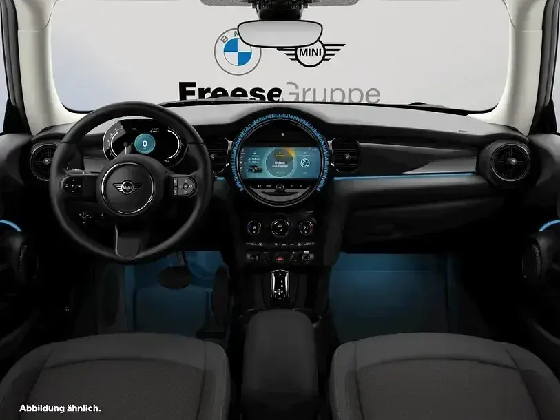 Używany Mini Cooper 156 KM (114 kW) 2024 Srebrny Hatchback