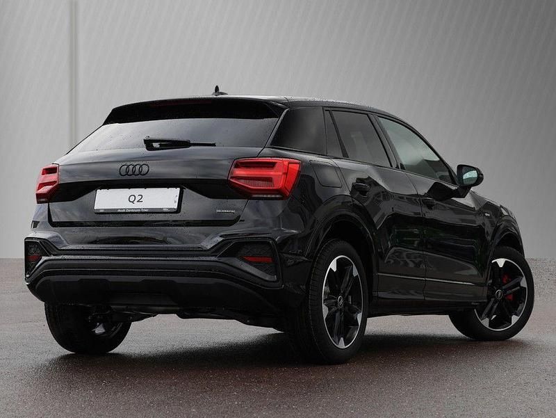 Gebraucht Audi Q2 S-Line 150 PS (110 kW) 2025 Schwarz SUV