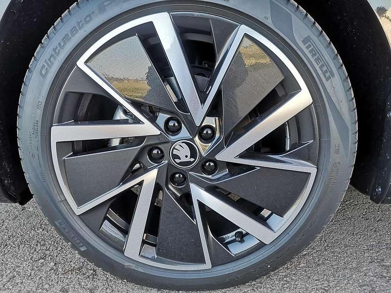 Schwarzmagic perleffekt Neu 2025 Skoda Octavia SportLine Kombi | 36.240 € (Fairer Preis) - Bild 1/1