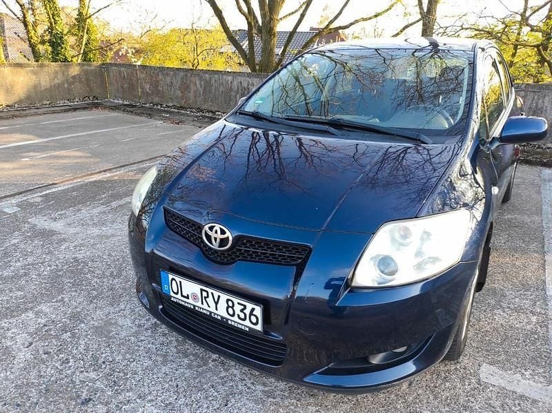 Gebraucht Toyota Auris Sol 124 PS (91 kW) 2007 Blau Kleinwagen