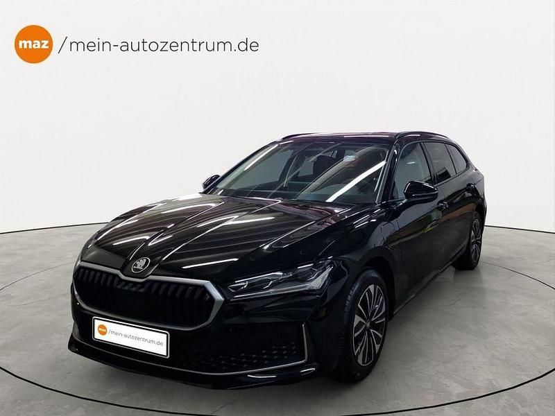 Gebraucht Skoda Superb Selection 150 PS (110 kW) 2025 Schwarz Kombi