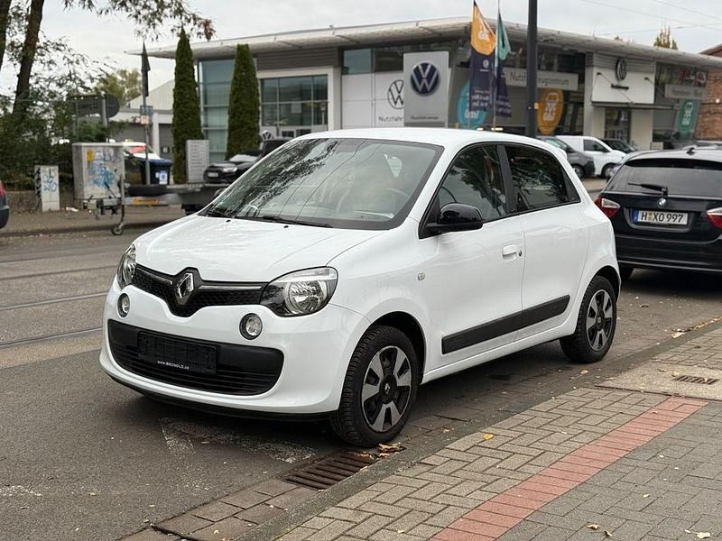 Weiß Gebraucht 2018 Renault Twingo LIMITED Kleinwagen | 4.450 € (Guter Preis) - Bild 1/4