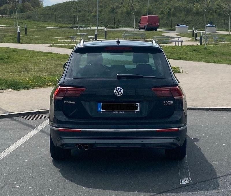 Gebraucht VW Tiguan 179 PS (131 kW) 2017 Schwarz SUV