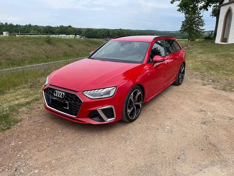 Gebraucht Audi A4 S-Line 204 PS (150 kW) 2020 Rot Kombi