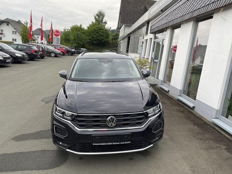 Schwarz Gebraucht 2019 VW T-Roc IQ Drive SUV | 18.590 € (Fairer Preis) - Bild 1/4