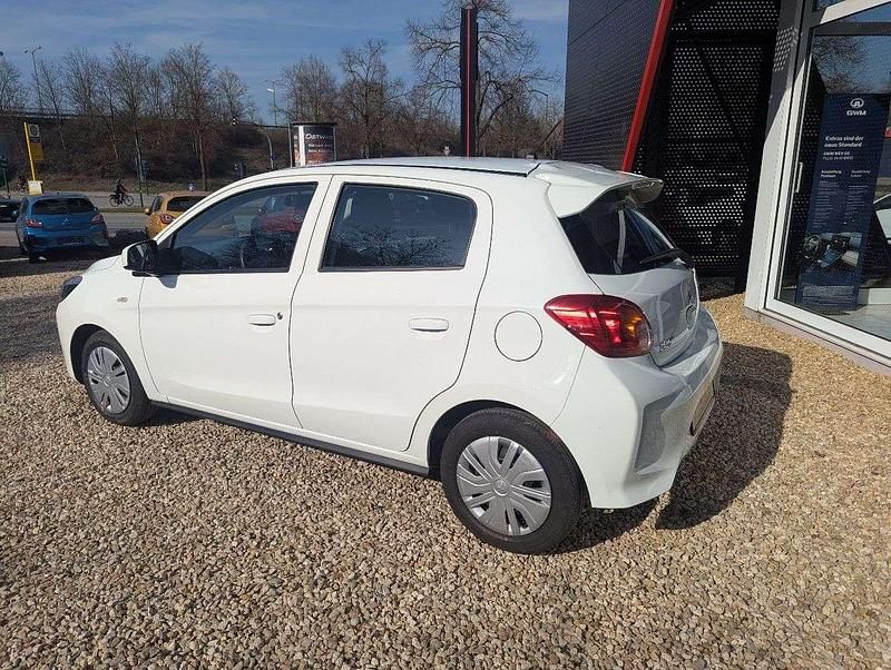 Gebraucht Mitsubishi Space Star Select 71 PS (52 kW) 2024 Weiß Kleinwagen