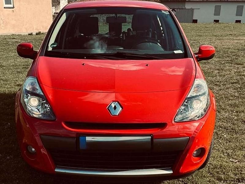 Gebraucht Renault Clio II Expression 75 PS (55 kW) 2009 Rot Limousine