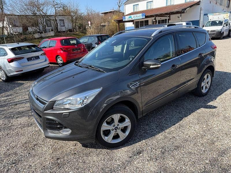 Gebraucht Ford Kuga Titanium 150 PS (110 kW) 2016 Grau SUV