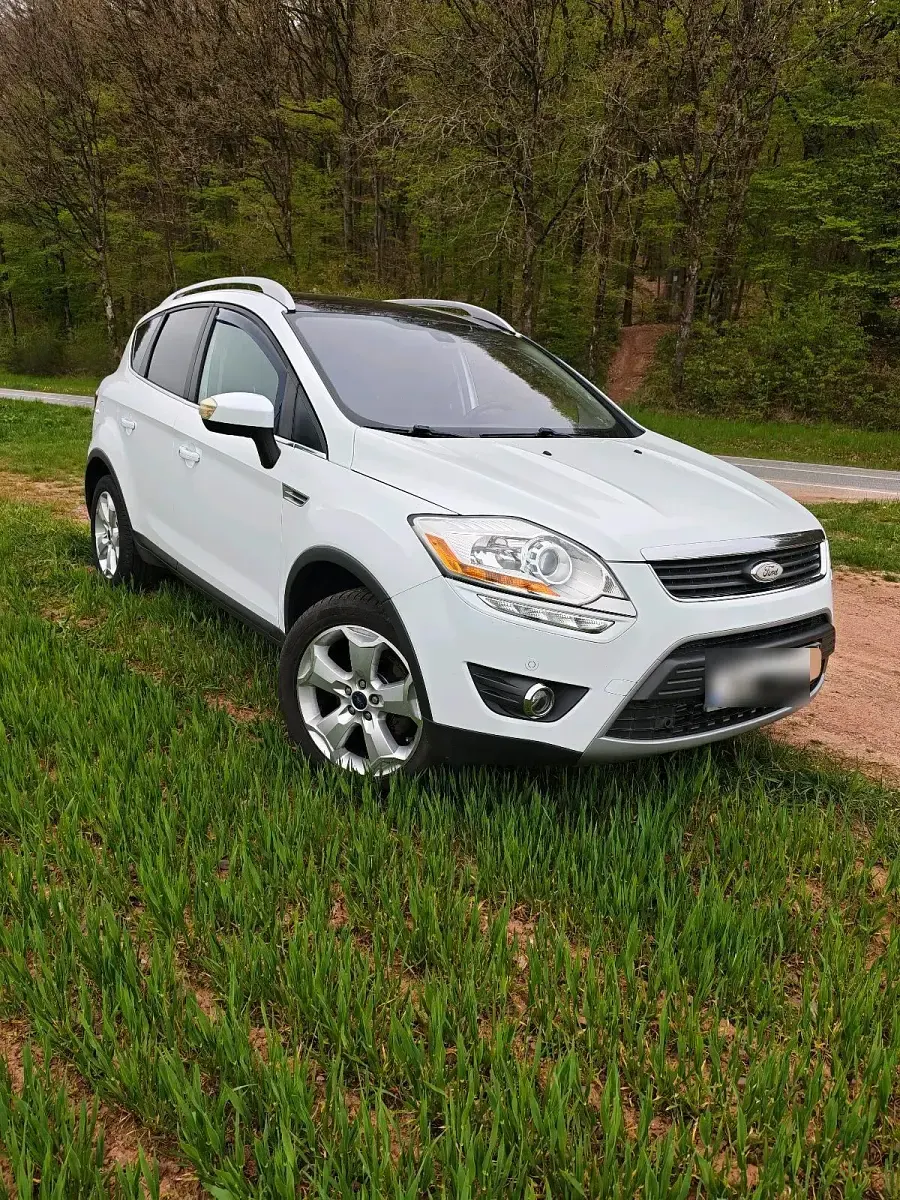 Gebraucht Ford Kuga Titanium S 140 PS (102 kW) 2012 Weiß SUV