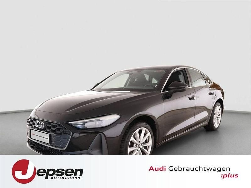 Mythosschwarz metallic Gebraucht 2025 Audi A5 Sport Coupé | 45.970 € (Superpreis) - Bild 1/4