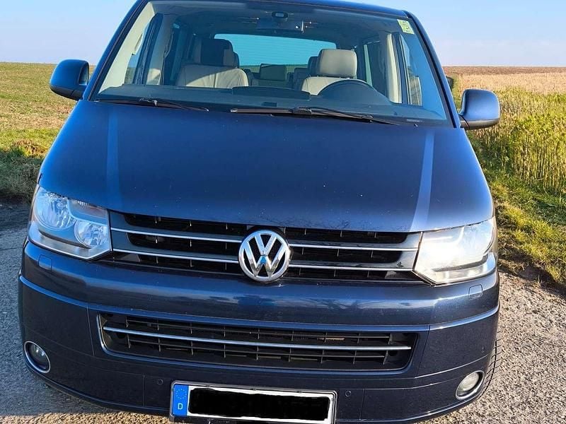 Gebraucht VW Multivan Highline 179 PS (131 kW) 2011 Van