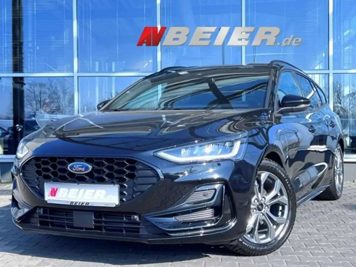 Gebraucht Ford Focus ST-Line 155 PS (114 kW) 2024 Agate black Kombi
