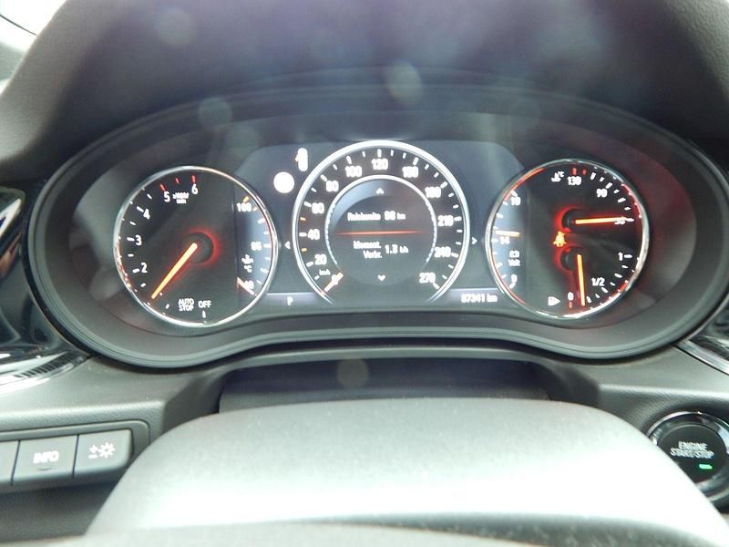 Gebraucht Opel Insignia Country Tourer Exklusiv 209 PS (153 kW) 2018 Grau Kombi