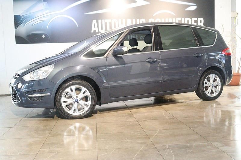 Gebraucht Ford S-MAX Titanium 163 PS (119 kW) 2011 Grau Van / Kleinbus