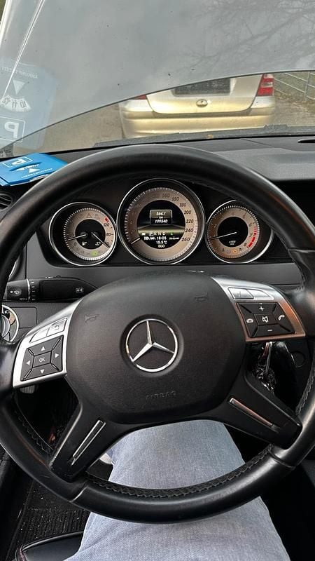 Gebraucht Mercedes C250 204 PS (150 kW) 2013 Grau Limousine