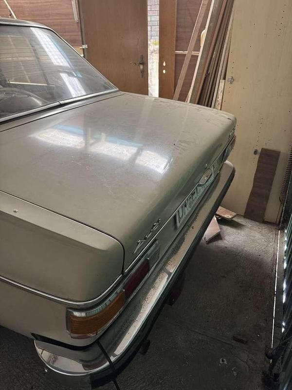 Second-hand Audi 100 99 CP (72 kW) 1971 Berlinǎ