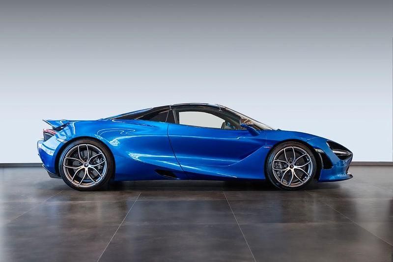 Gebraucht McLaren 720S 721 PS (530 kW) 2022 Blau Cabrio