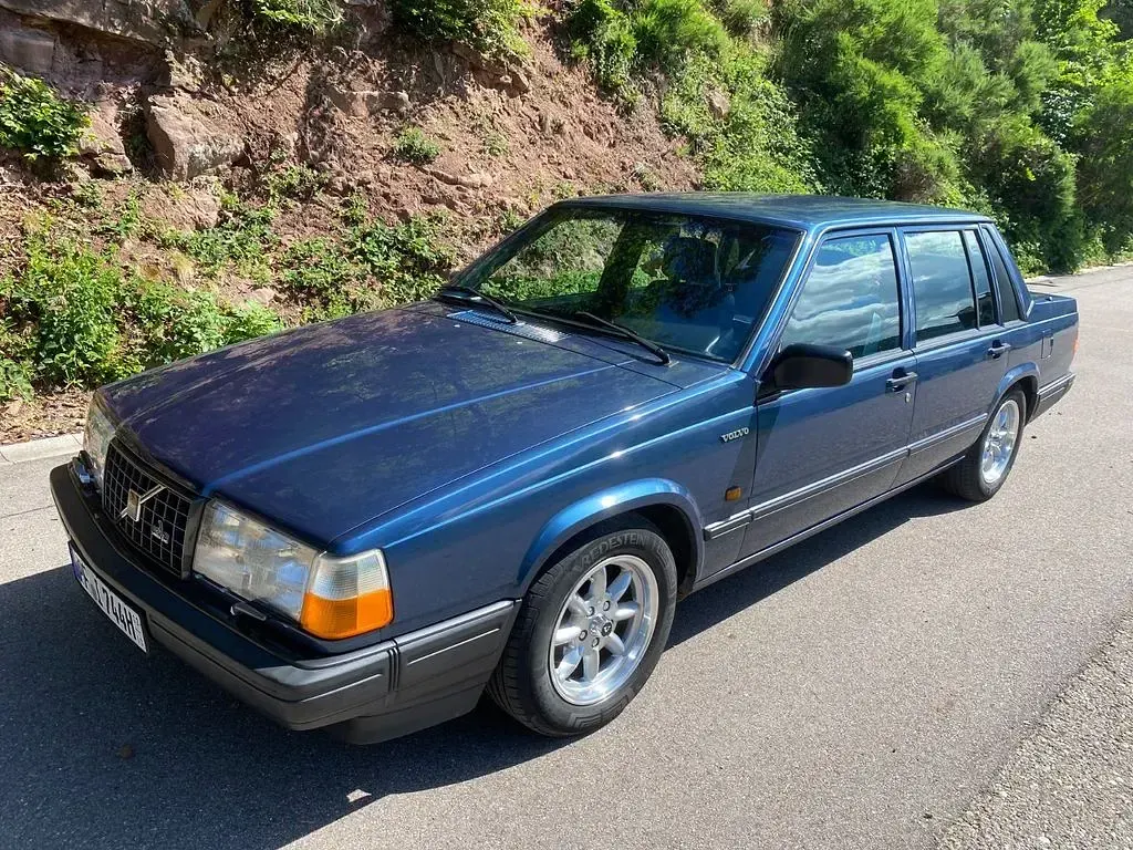 Gebraucht Volvo 740 155 PS (114 kW) 1990 Blau Limousine