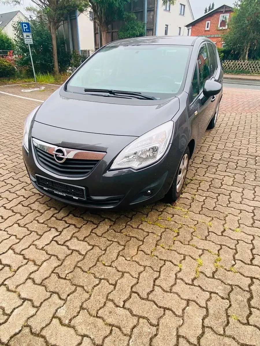 Gebraucht Opel Meriva 105 PS (77 kW) 2011 Braun Van / Kleinbus