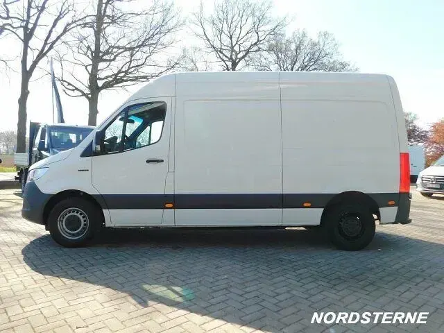 Gebraucht Mercedes E-Sprinter 85 kW (116 PS) 2021 Van