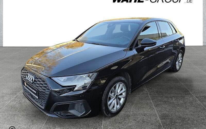 Schwarz Gebraucht 2023 Audi A3 Sportback Limousine | 24.790 € (Guter Preis) - Bild 1/4