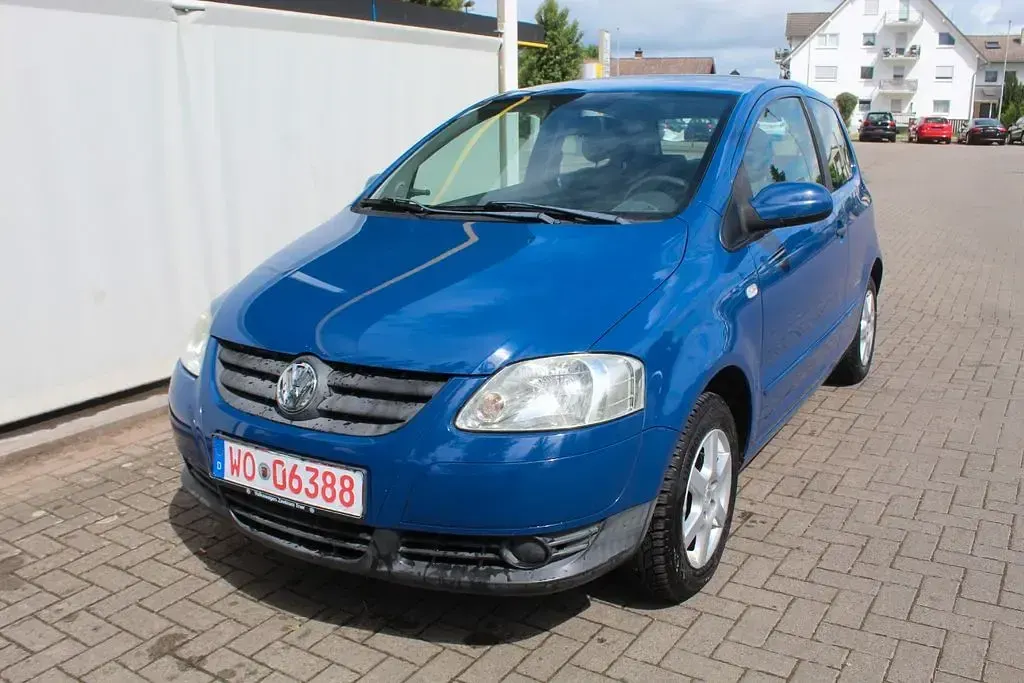Gebraucht VW Fox Refresh 69 PS (50 kW) 2009 Blau Kleinwagen